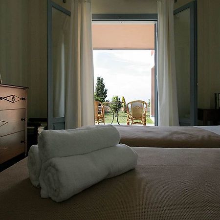 אגיוס יואניס Mira Resort מראה חיצוני תמונה