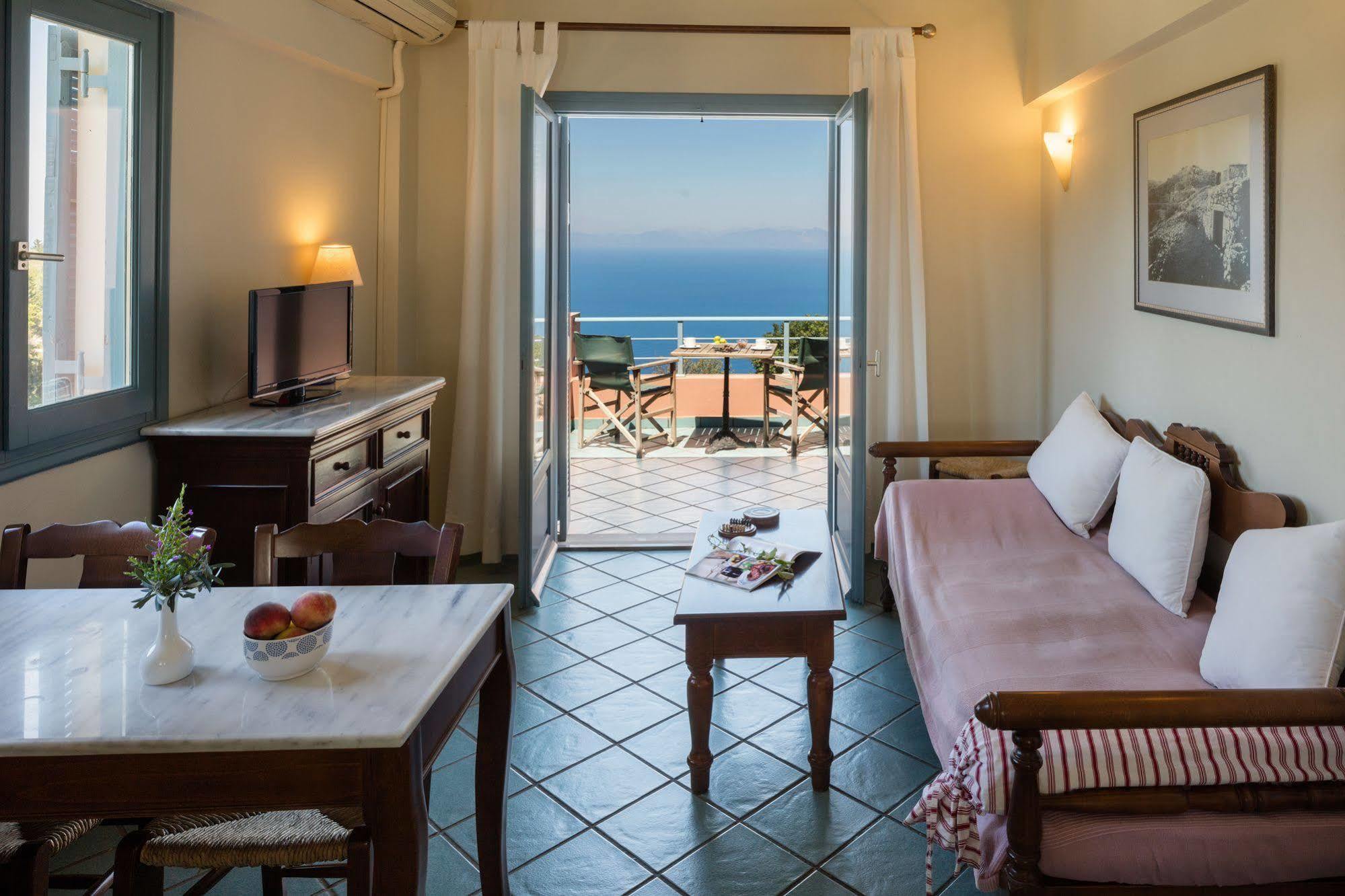 אגיוס יואניס Mira Resort מראה חיצוני תמונה