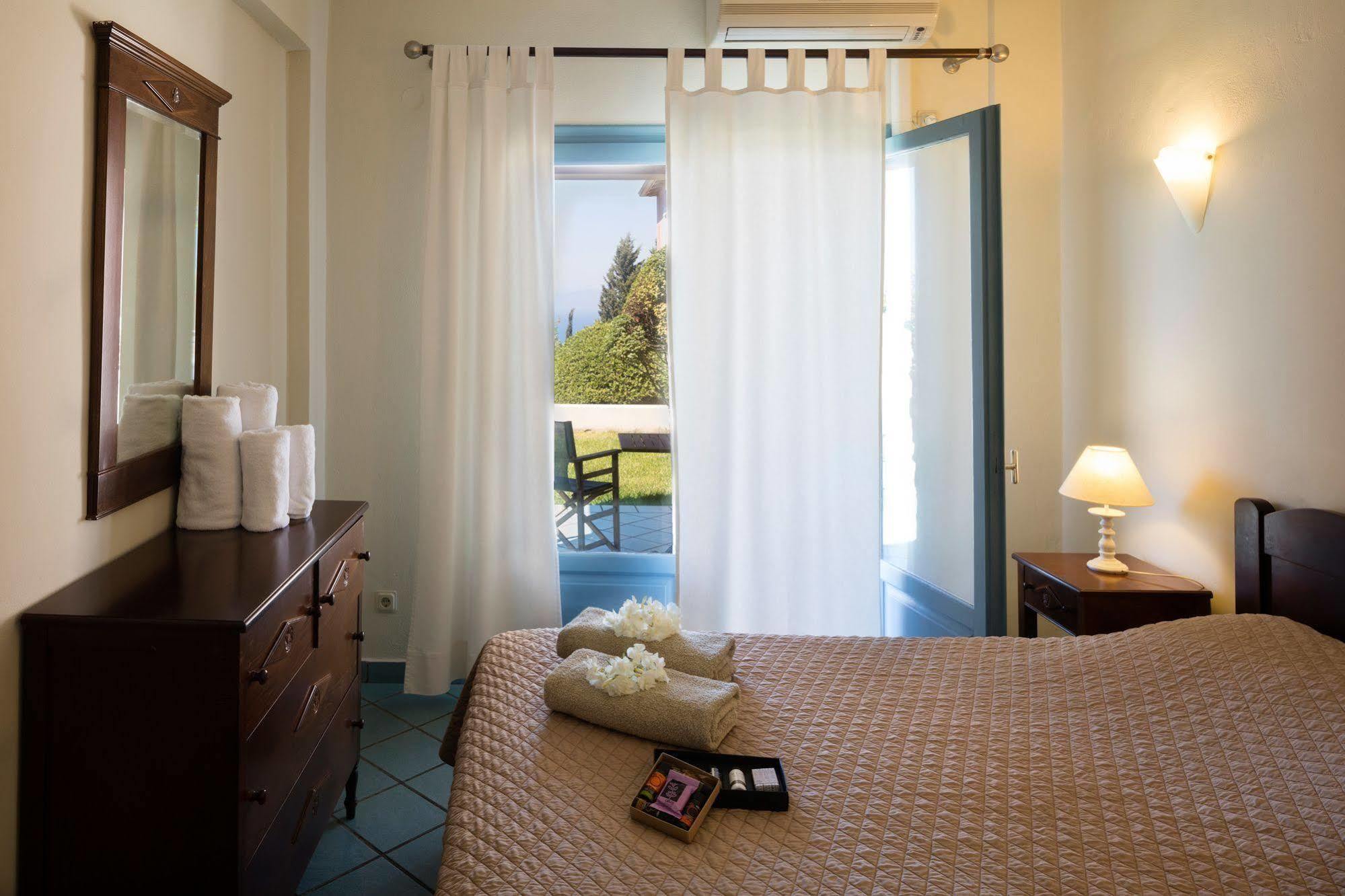 אגיוס יואניס Mira Resort מראה חיצוני תמונה