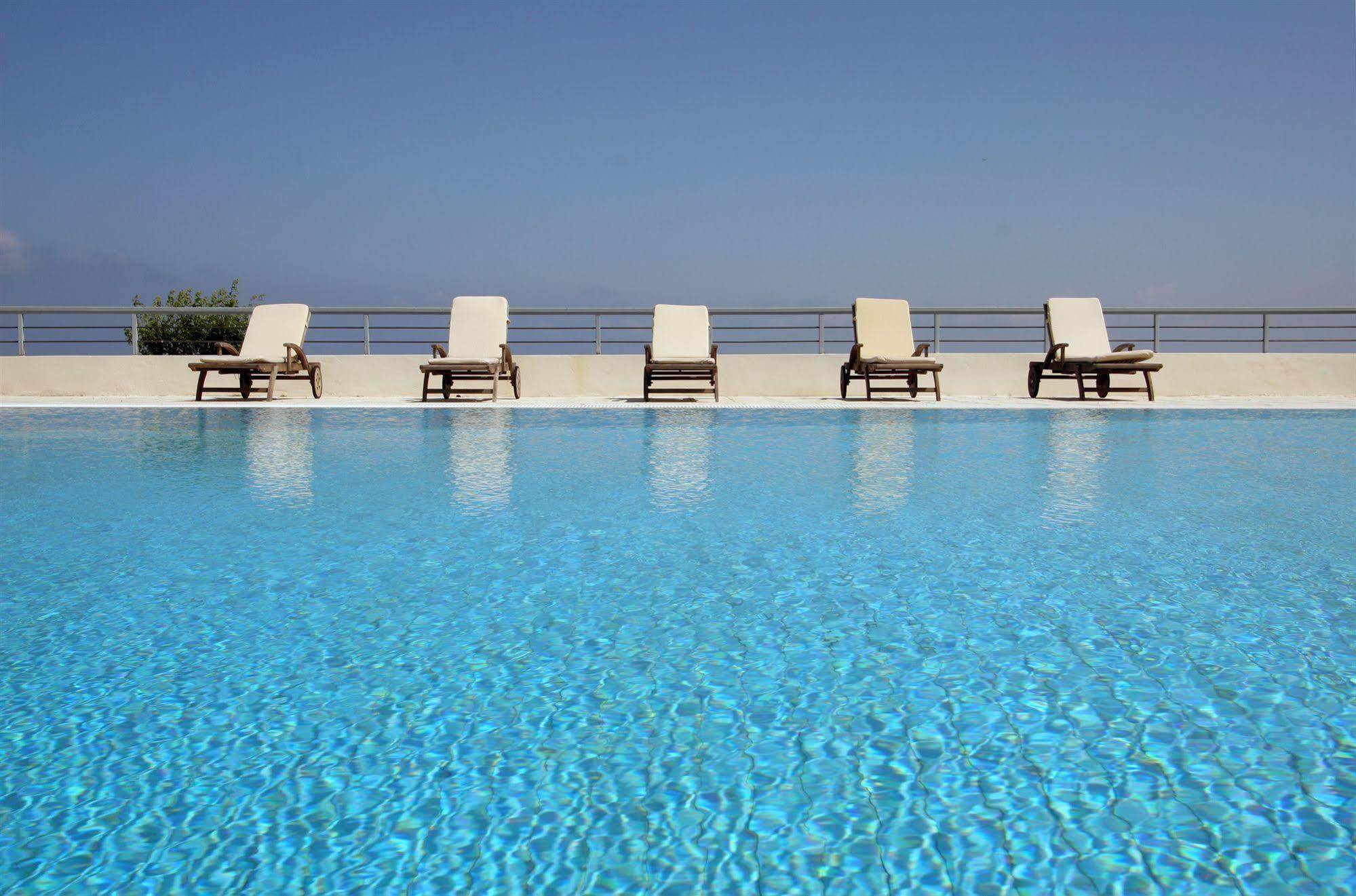 אגיוס יואניס Mira Resort מראה חיצוני תמונה